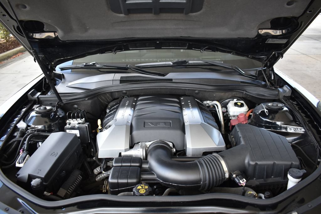 Used 2014 Chevrolet Camaro SS w/ RS Package RWD image 11