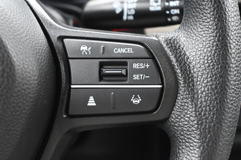 Used 2024 Honda HR-V LX image 7