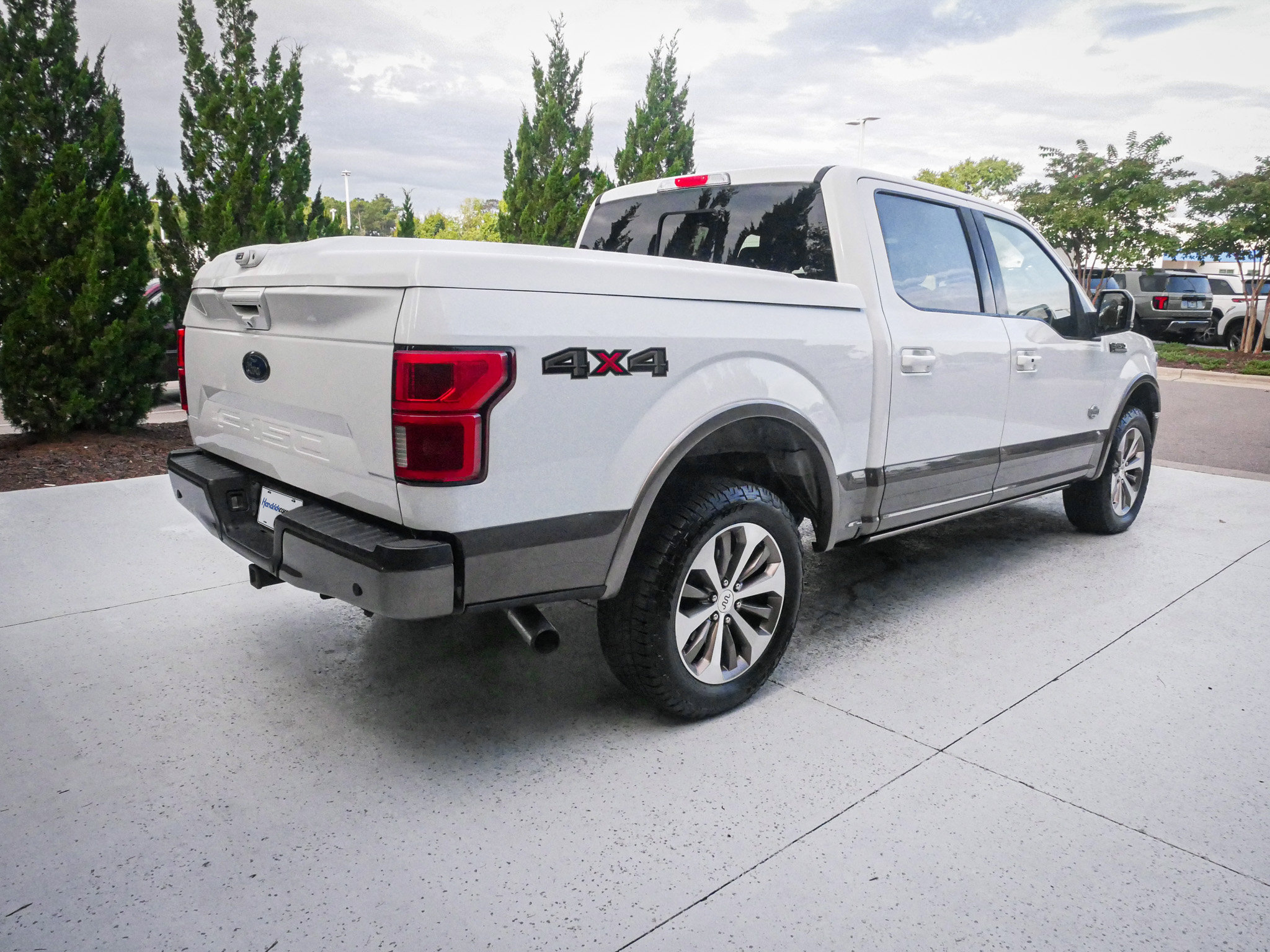 Used 2019 Ford F150 King Ranch w/ Equipment Group 601A Luxury AWD/4WD image 11