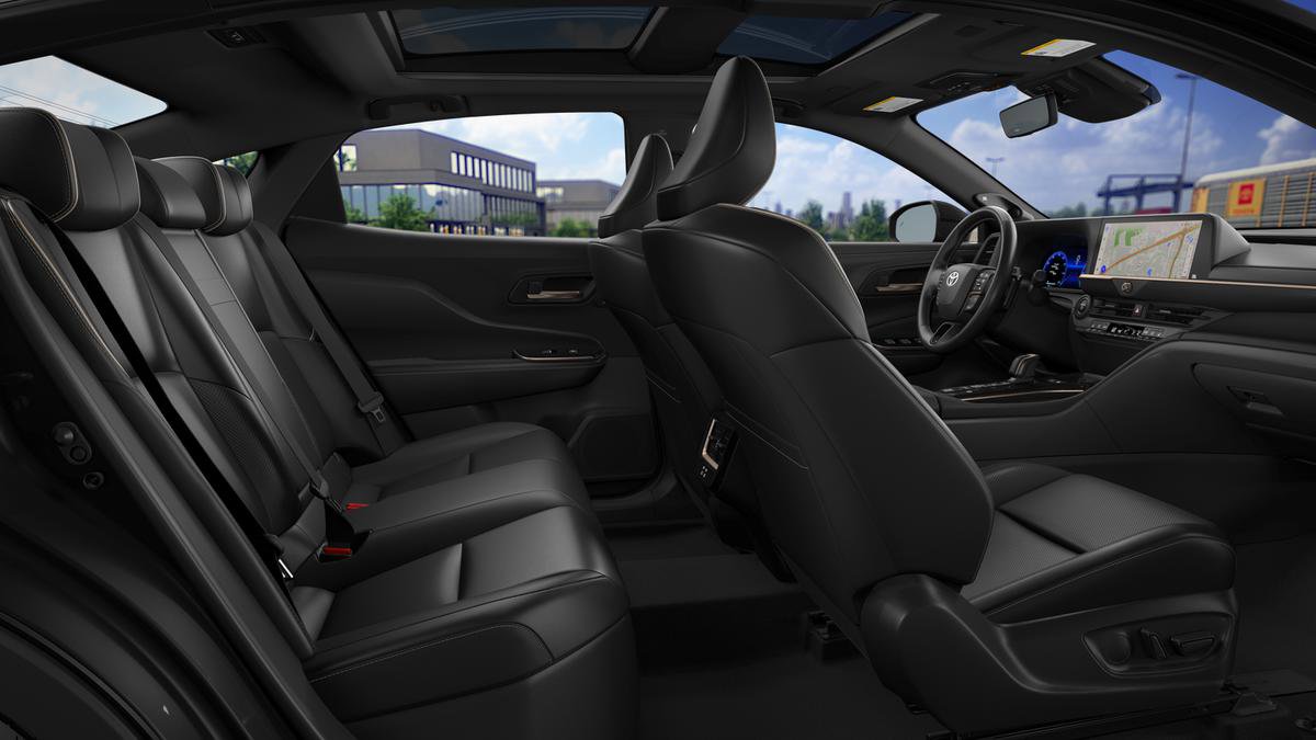 New 2026 Toyota Crown Platinum image 21