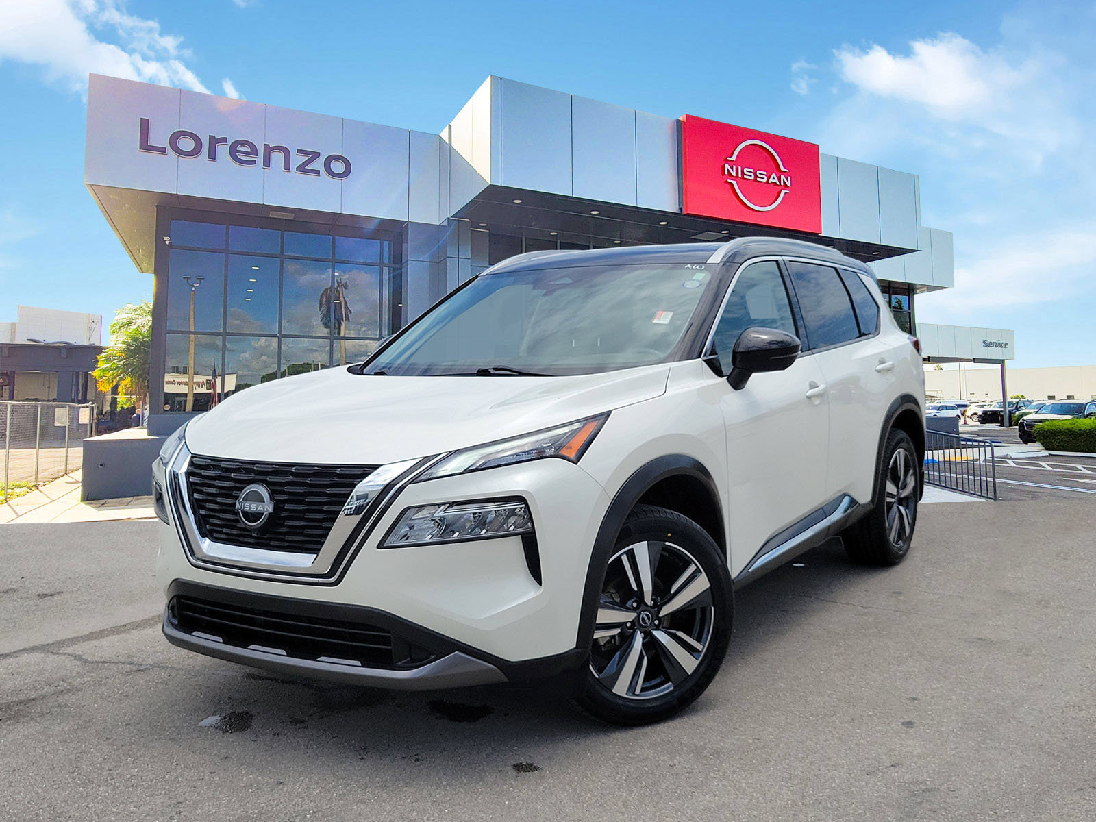 Used 2023 Nissan Rogue SL AWD/4WD image 1