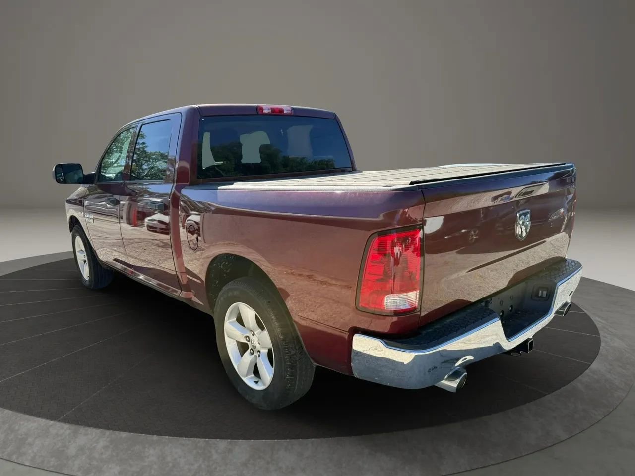 Used 2021 RAM 1500 Tradesman w/ Tradesman SXT Package RWD image 3