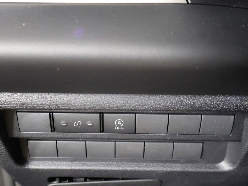 New 2026 Mitsubishi Outlander LE AWD/4WD image 37