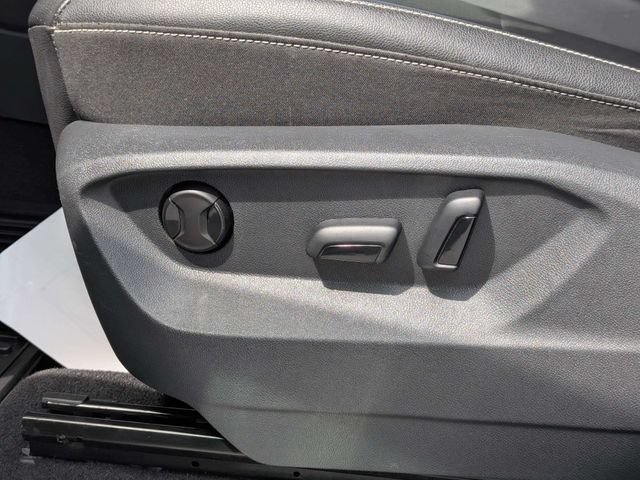 Used 2023 Volkswagen Atlas SE w/ Panoramic Sunroof Package FWD image 20