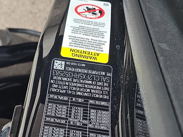 Used 2024 Land Rover Discovery Sport Dynamic SE image 37