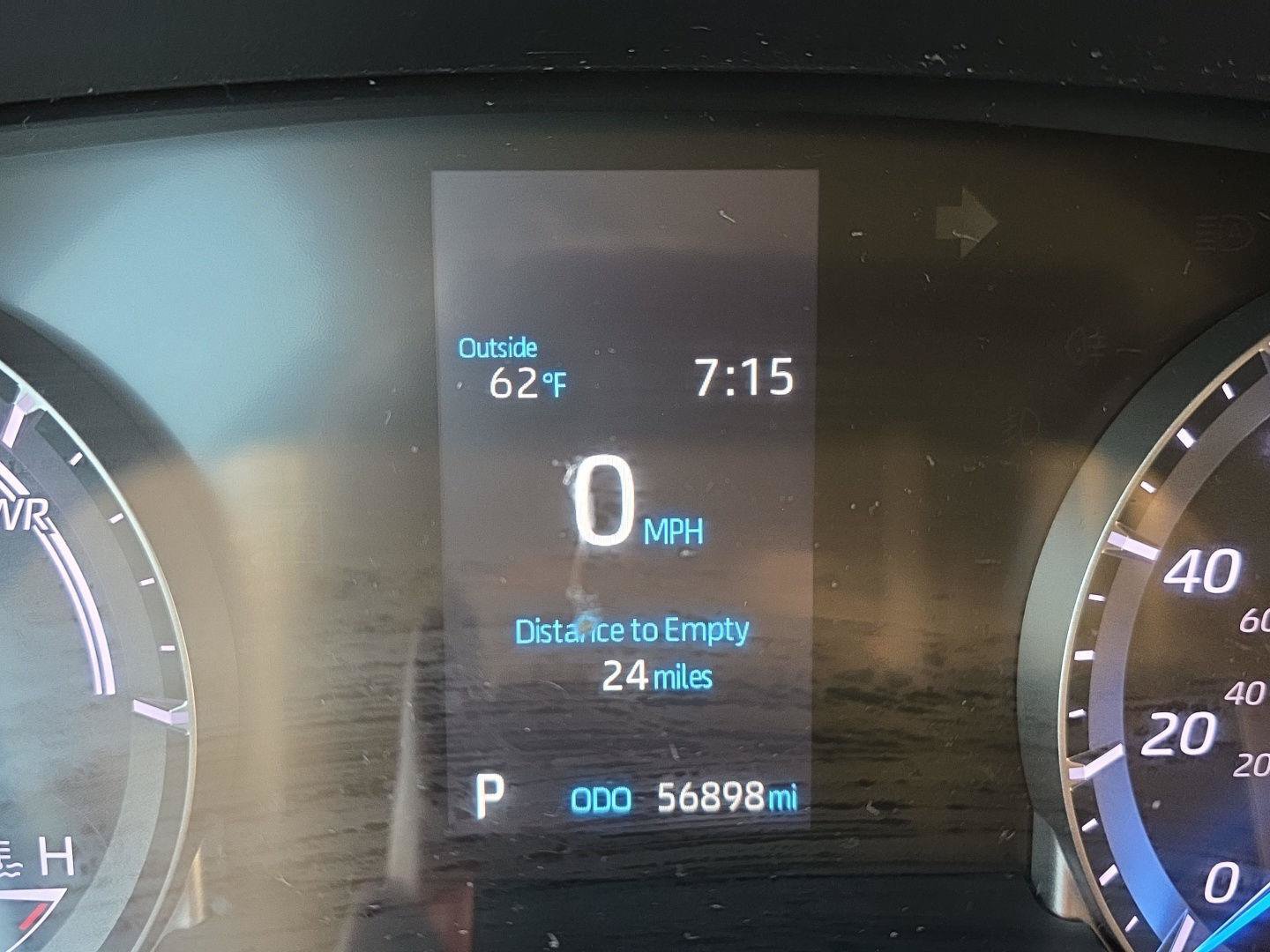 Used 2022 Toyota Highlander LE AWD/4WD image 12