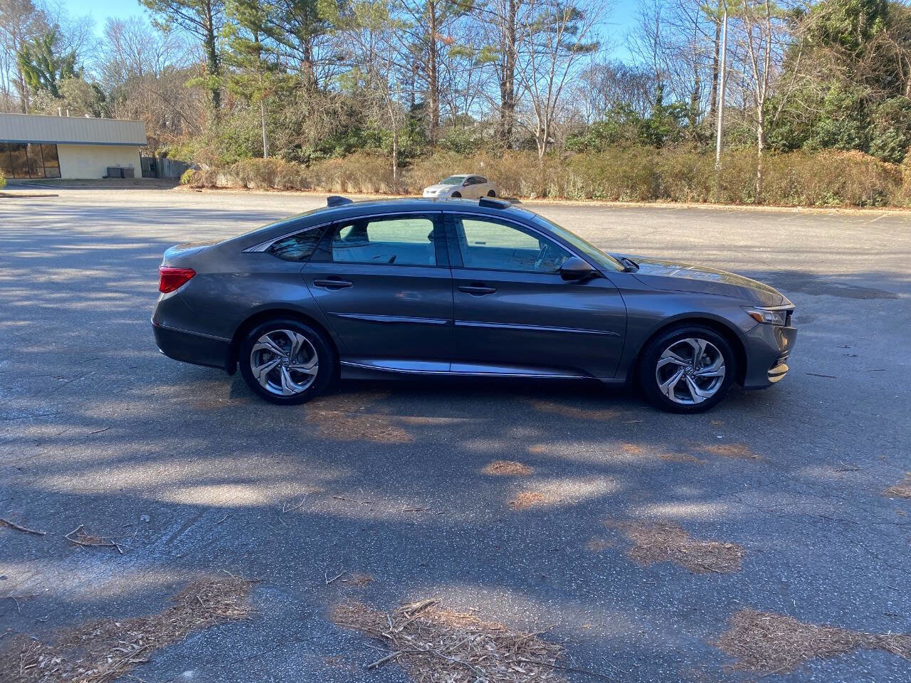 Used 2018 Honda Accord EX-L image 5