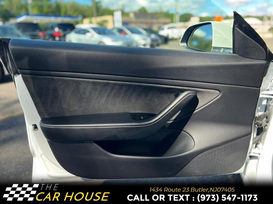 Used 2019 Tesla Model 3 Standard Range Plus image 15