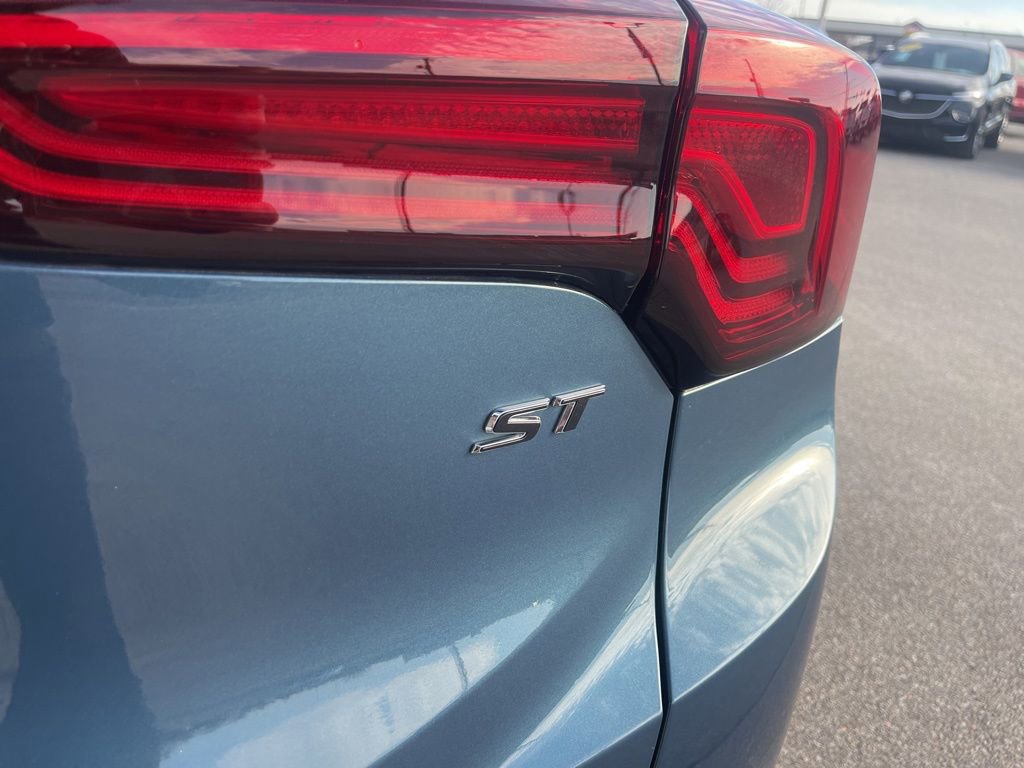 Certified 2024 Buick Encore GX Sport Touring image 15