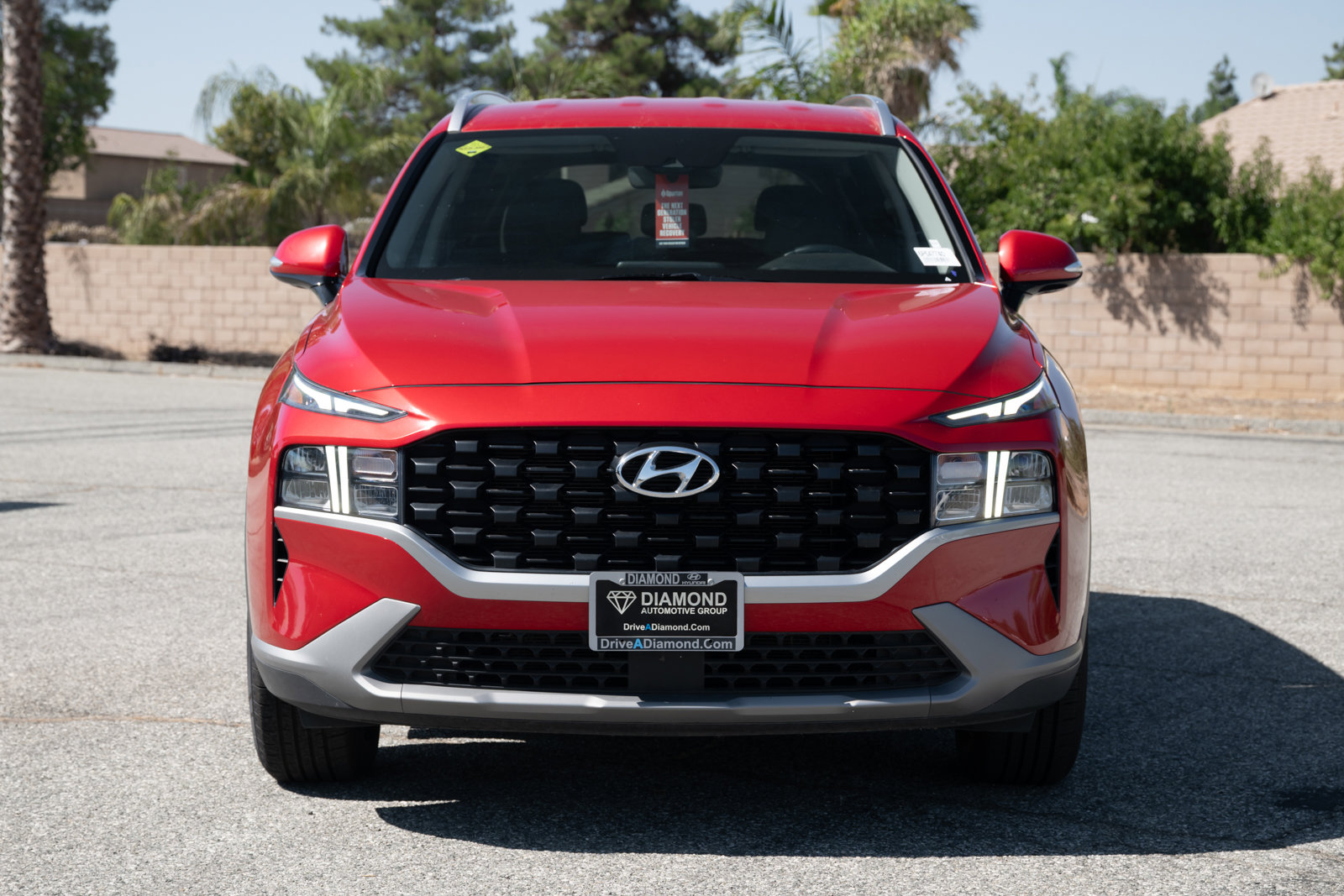Used 2023 Hyundai Santa Fe SEL image 2