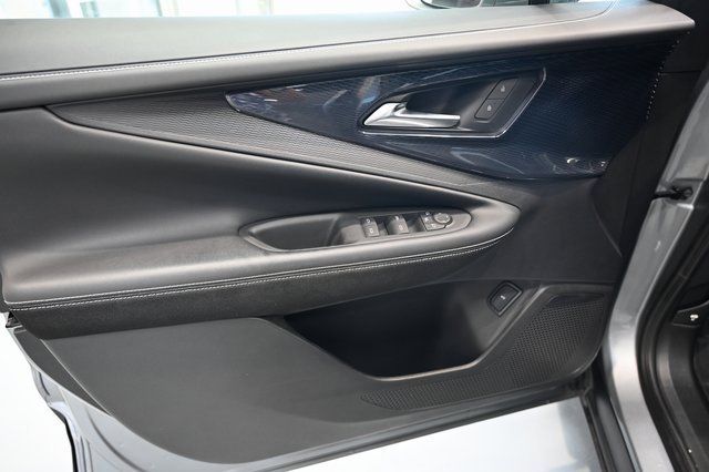 Used 2025 Chevrolet Blazer EV LT image 25