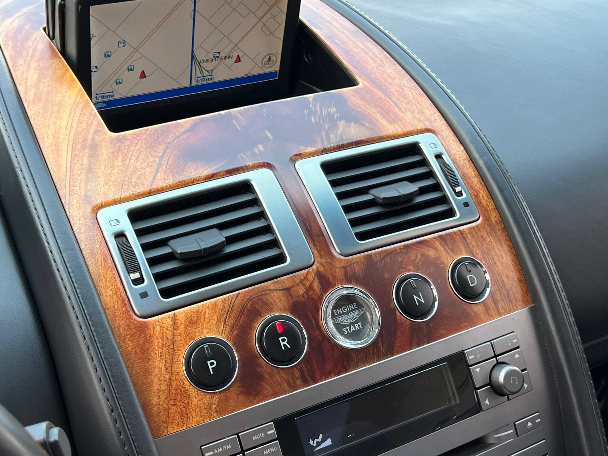Used 2006 Aston Martin DB9 Volante RWD image 19