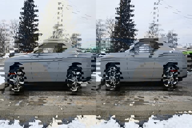 Used 2020 Dodge Challenger GT w/ Driver Convenience Group image 8