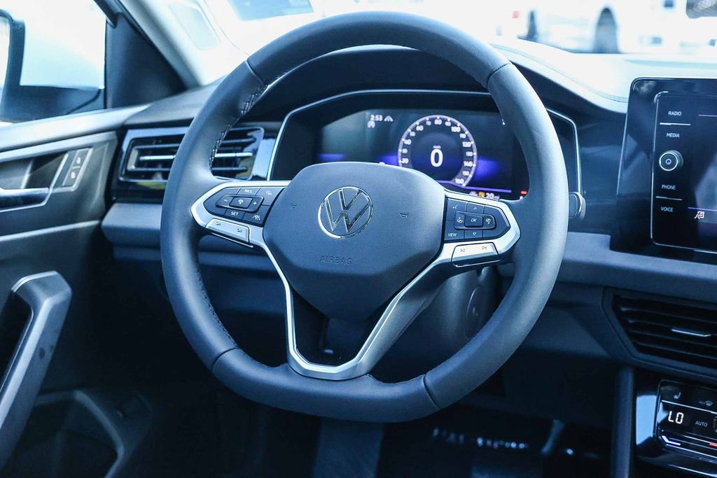 New 2026 Volkswagen Jetta SE FWD image 23