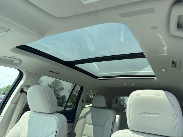 New 2026 Buick Enclave Avenir w/ LPO, Floor Liner Package image 28