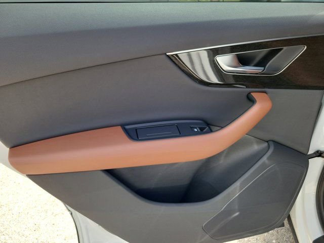 Certified 2023 Audi Q7 2.0T Premium w/ Convenience Package image 13