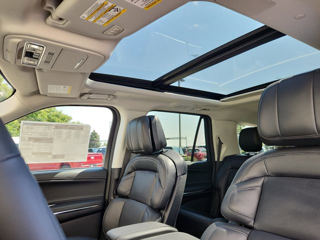New 2025 Lincoln Navigator Reserve image 23