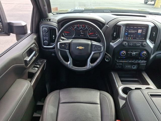 Used 2022 Chevrolet Silverado 2500 LTZ w/ LTZ Convenience Package image 11