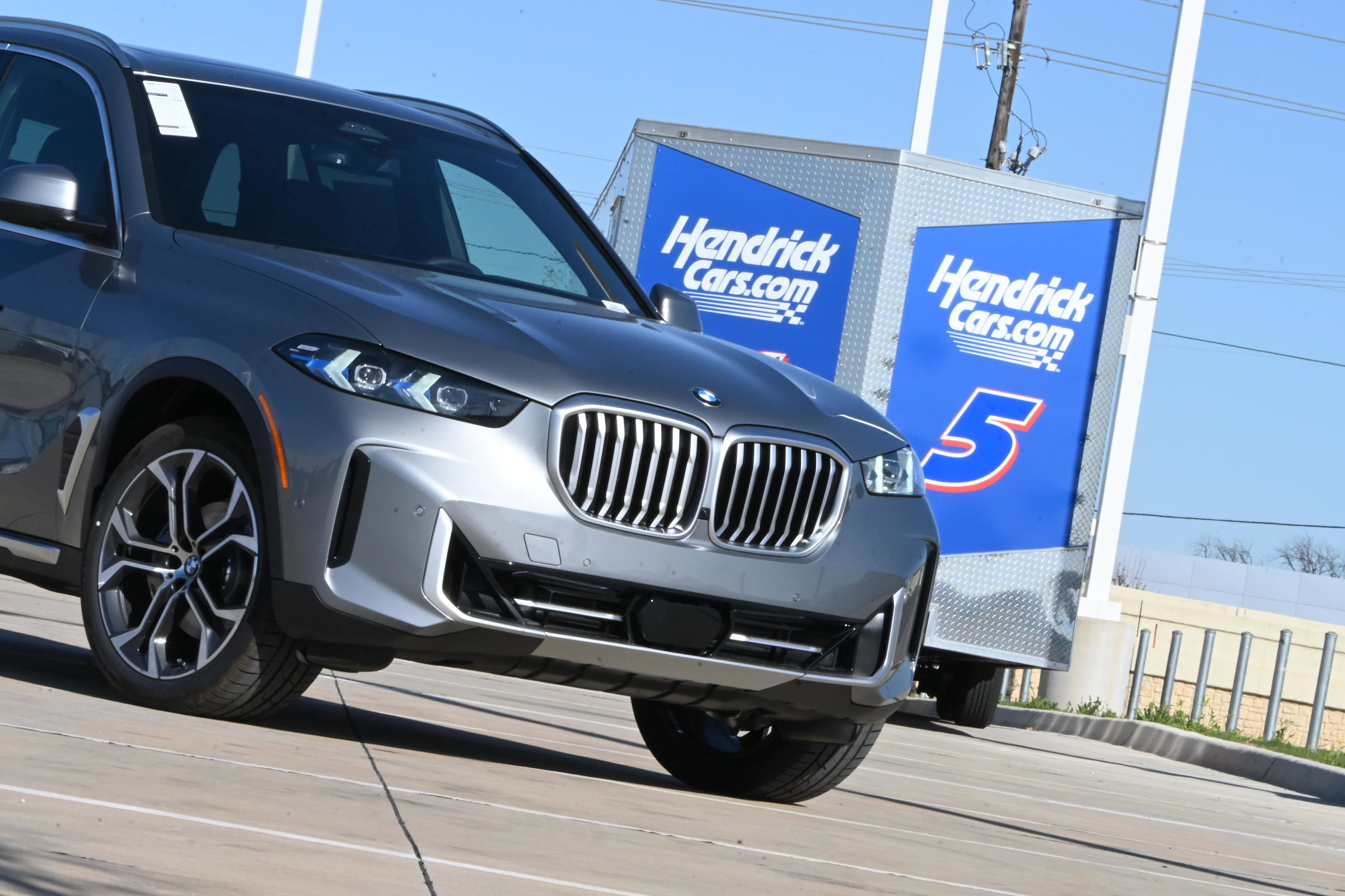 New 2026 BMW X5 xDrive40i AWD/4WD image 3