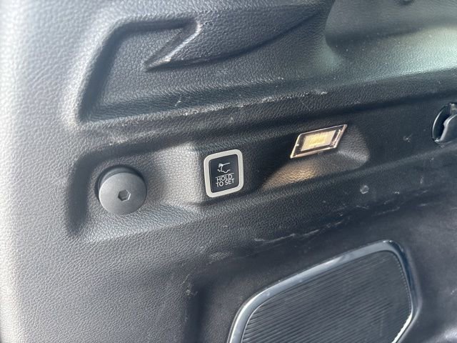 Used 2022 Jeep Grand Cherokee L Limited image 14