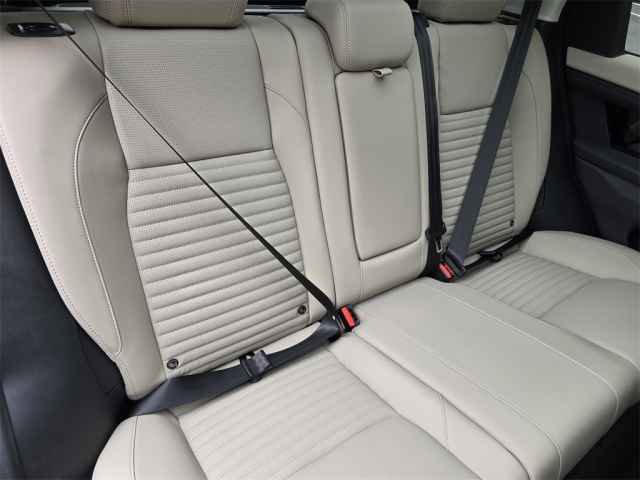 New 2025 Land Rover Discovery Sport S image 19