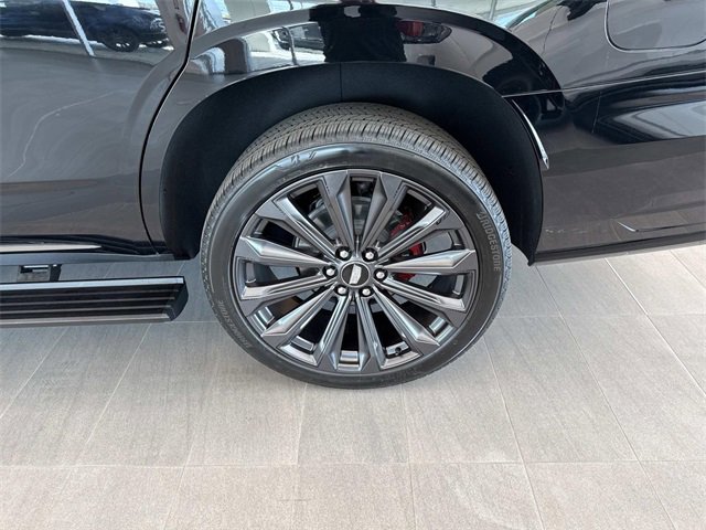 Used 2025 Cadillac Escalade V image 32