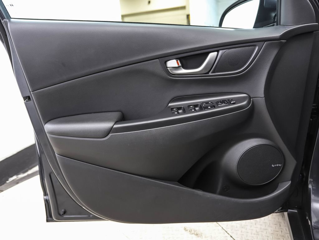 Used 2021 Hyundai Kona Ultimate AWD/4WD image 9