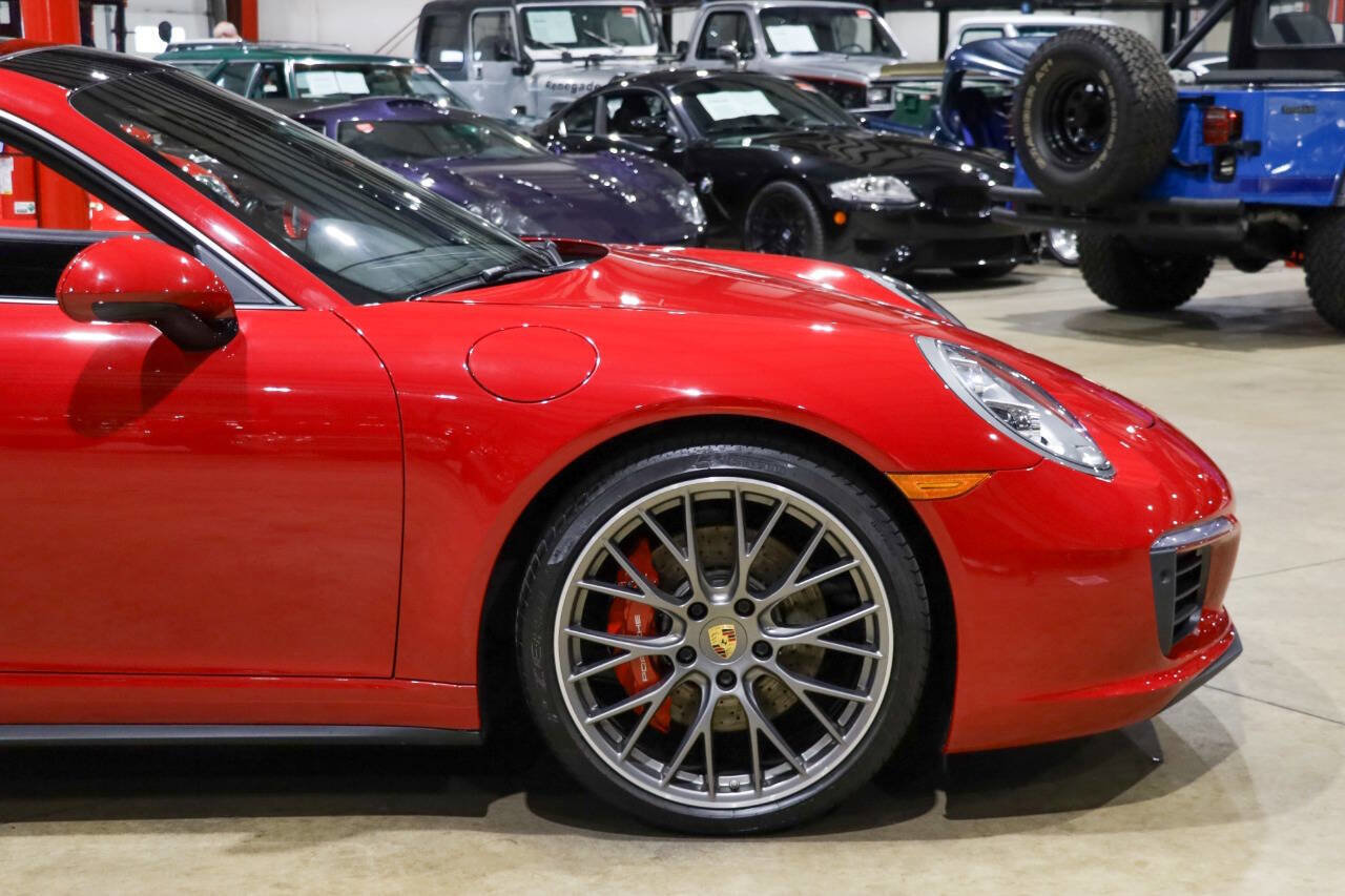 Used 2018 Porsche 911 Carrera 4S image 11