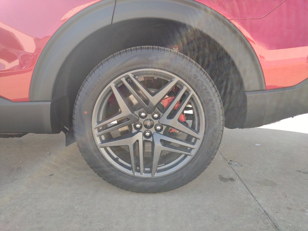 New 2025 Ford Explorer ST-Line image 9