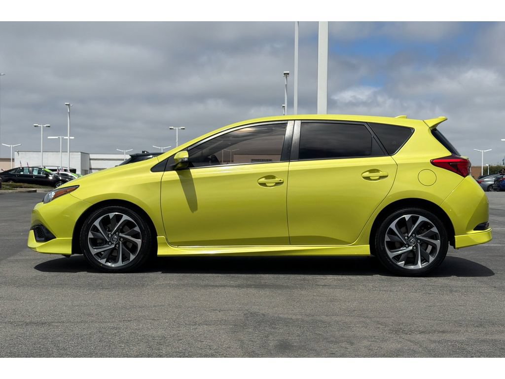 Used 2018 Toyota Corolla iM w/ All-Weather Mat Package FWD image 7