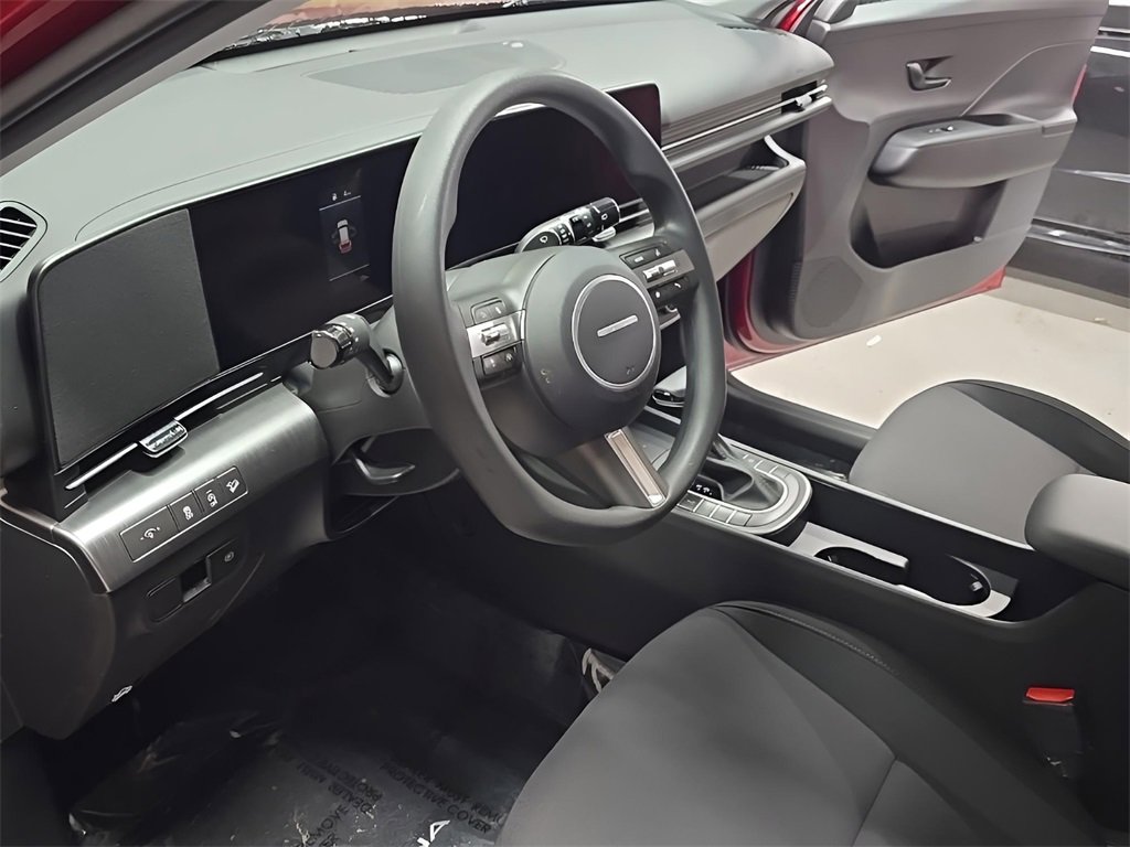 New 2026 Hyundai Kona SE image 12