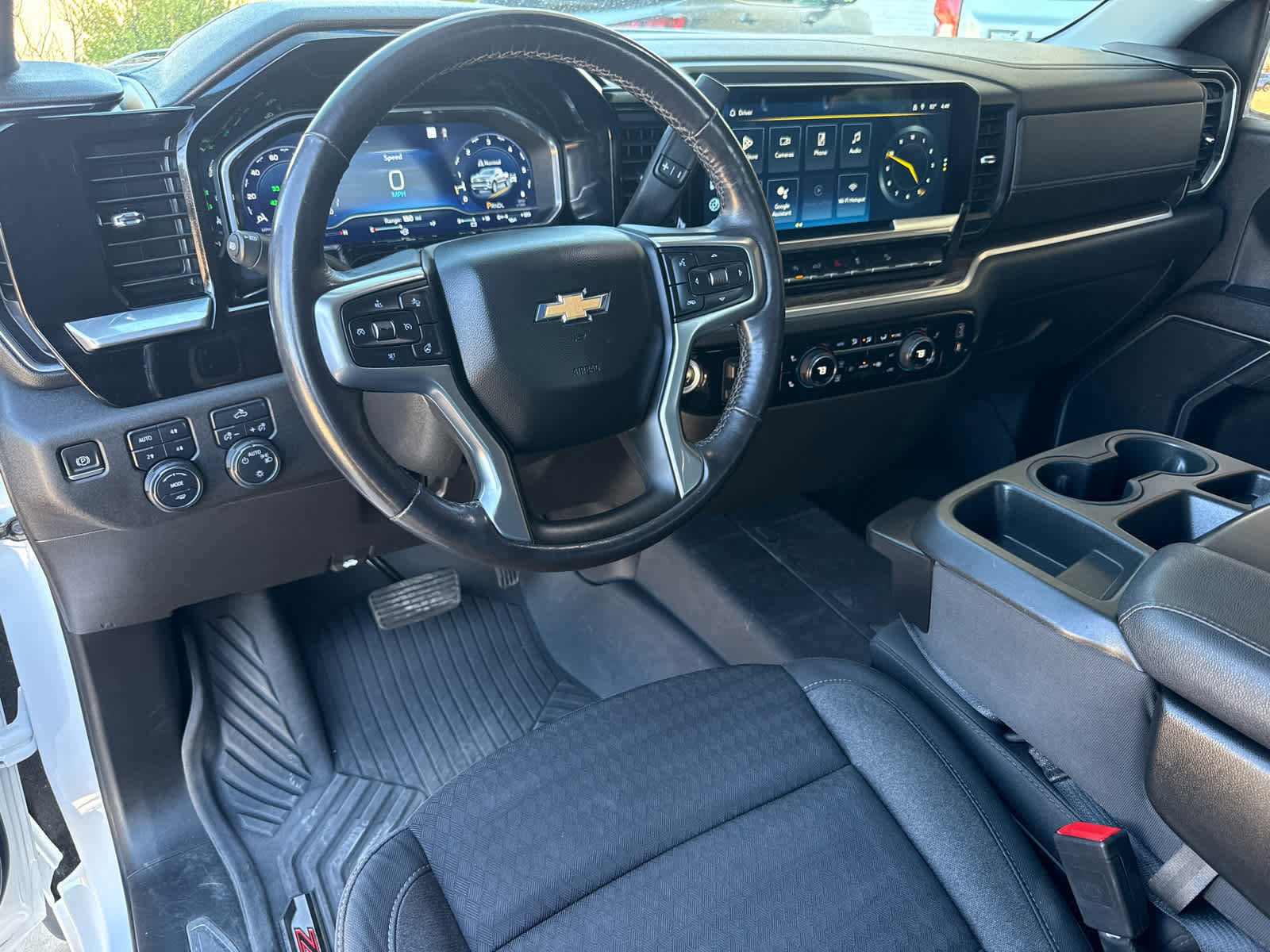 Used 2022 Chevrolet Silverado 1500 LT image 12