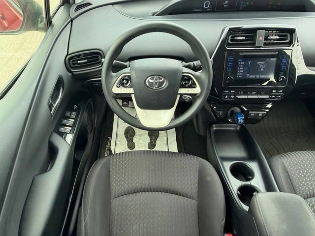 Used 2017 Toyota Prius Two w/ Prius Two Safety Plus Package FWD image 14