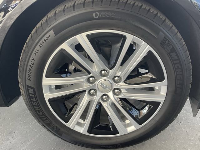 Used 2024 Cadillac Lyriq Tech AWD/4WD image 11