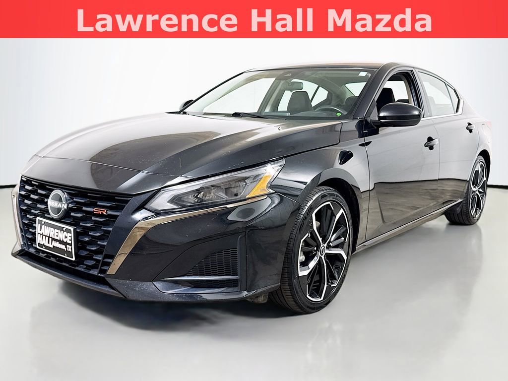 Used 2024 Nissan Altima 2.5 SR