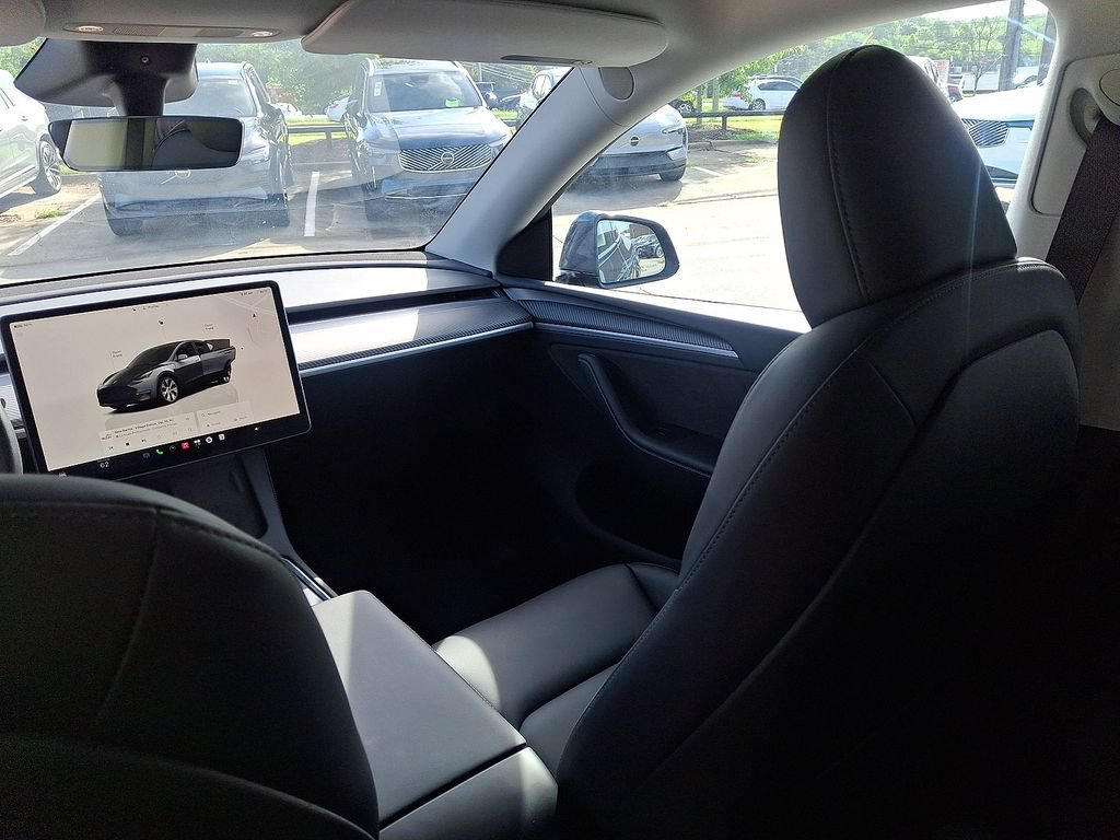 Used 2023 Tesla Model Y Long Range AWD/4WD image 11