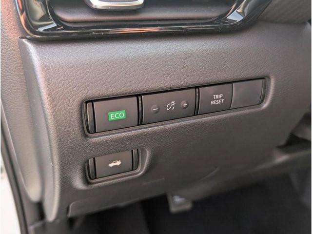 New 2025 Nissan Sentra SR w/ Trunk Package image 18