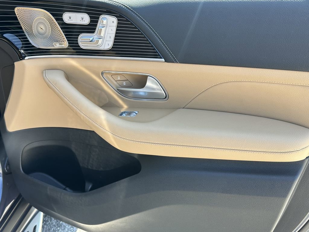 Certified 2024 Mercedes-Benz GLS 580 4MATIC image 16