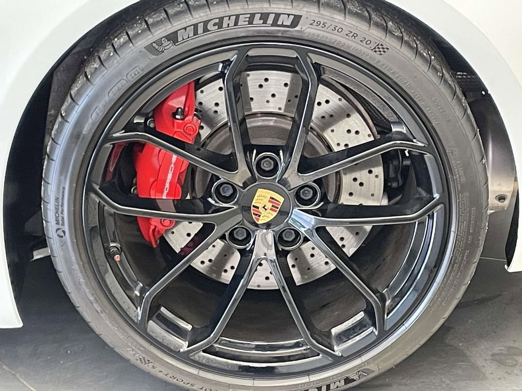 Used 2021 Porsche 718 Boxster Spyder RWD image 12