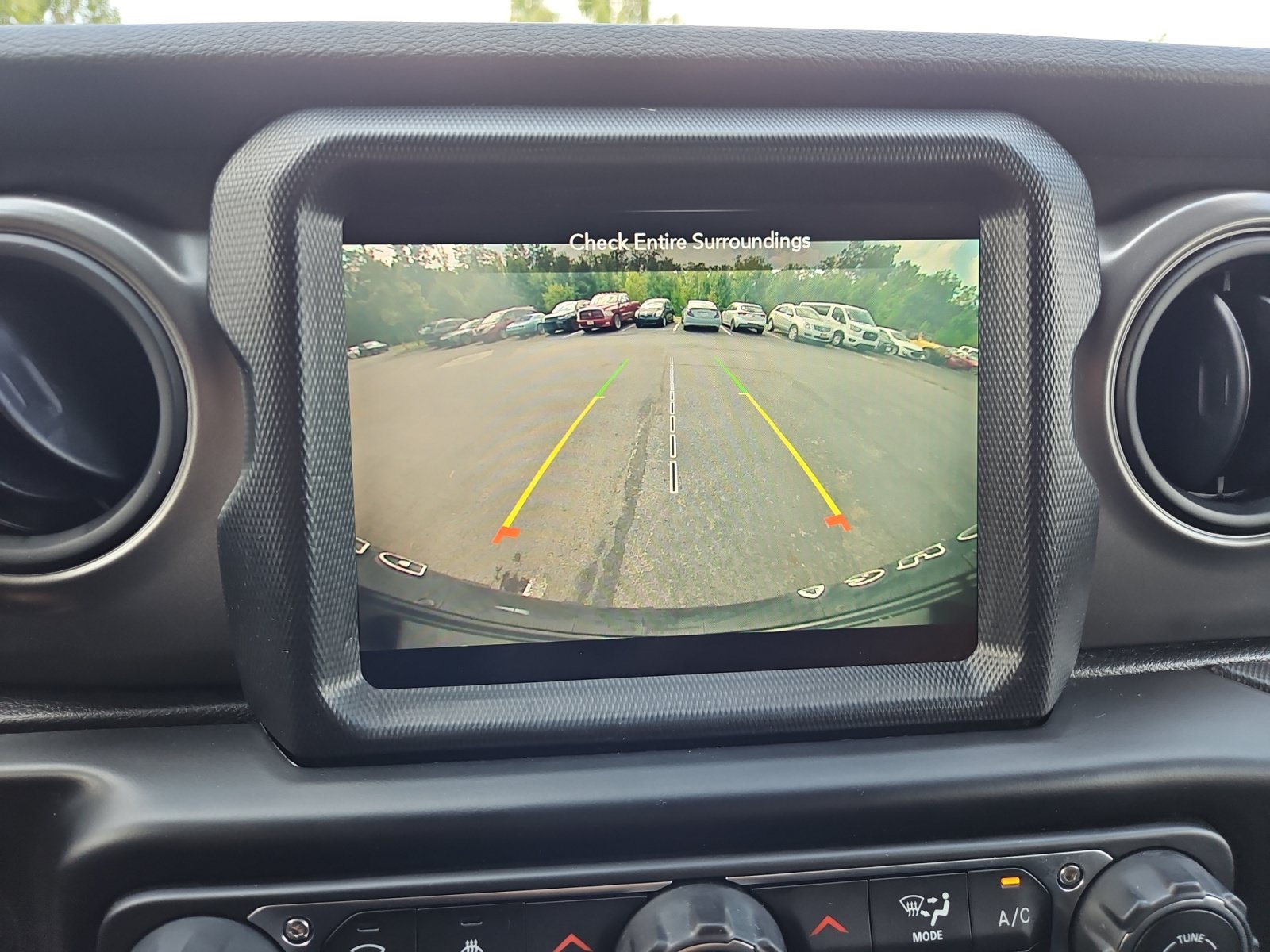 Used 2022 Jeep Wrangler Unlimited Sport AWD/4WD image 17