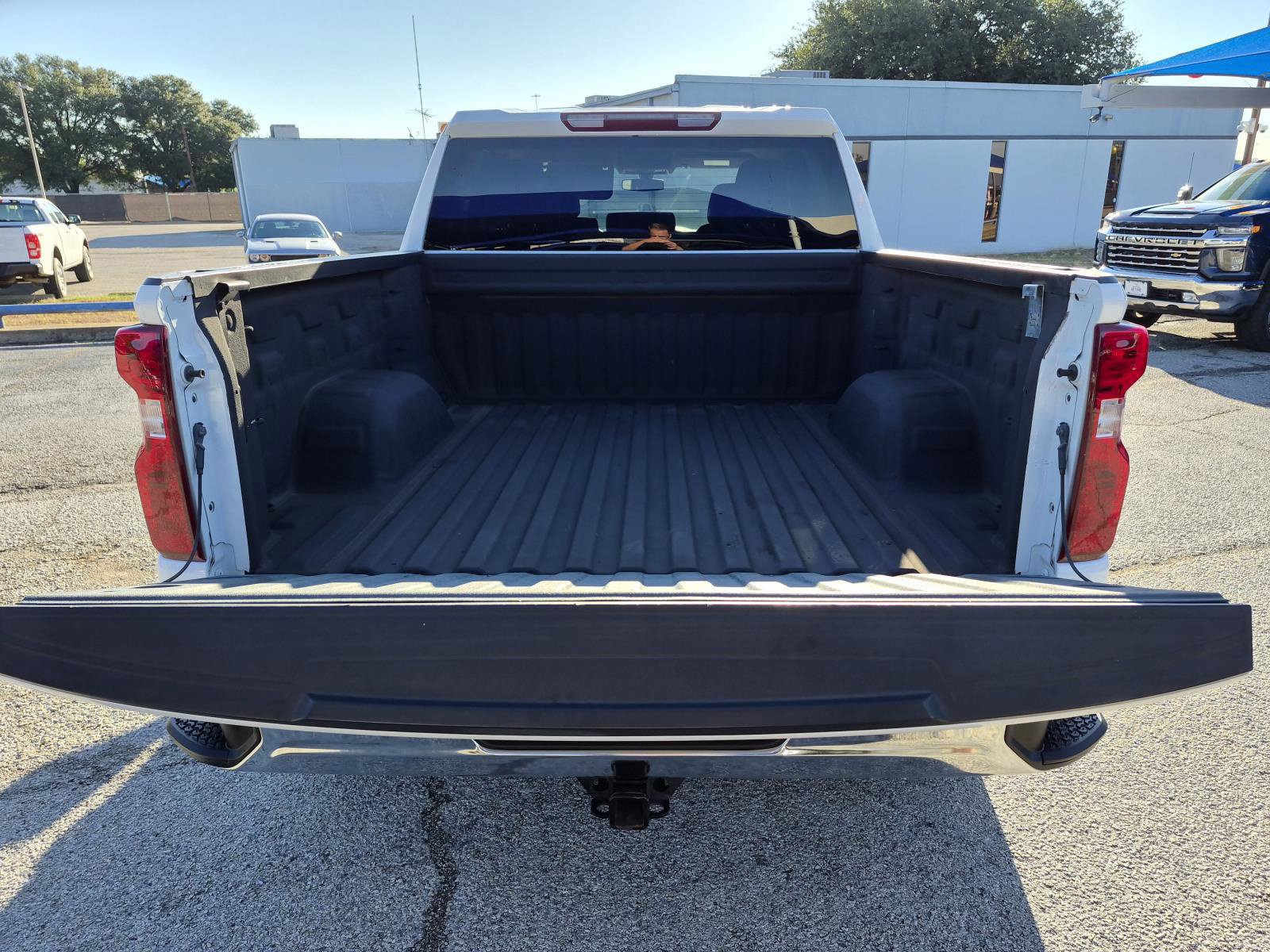 Used 2020 Chevrolet Silverado 1500 LT w/ Texas Edition AWD/4WD image 13