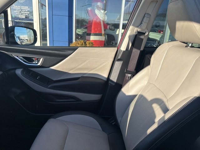 Used 2023 Subaru Forester Limited image 44
