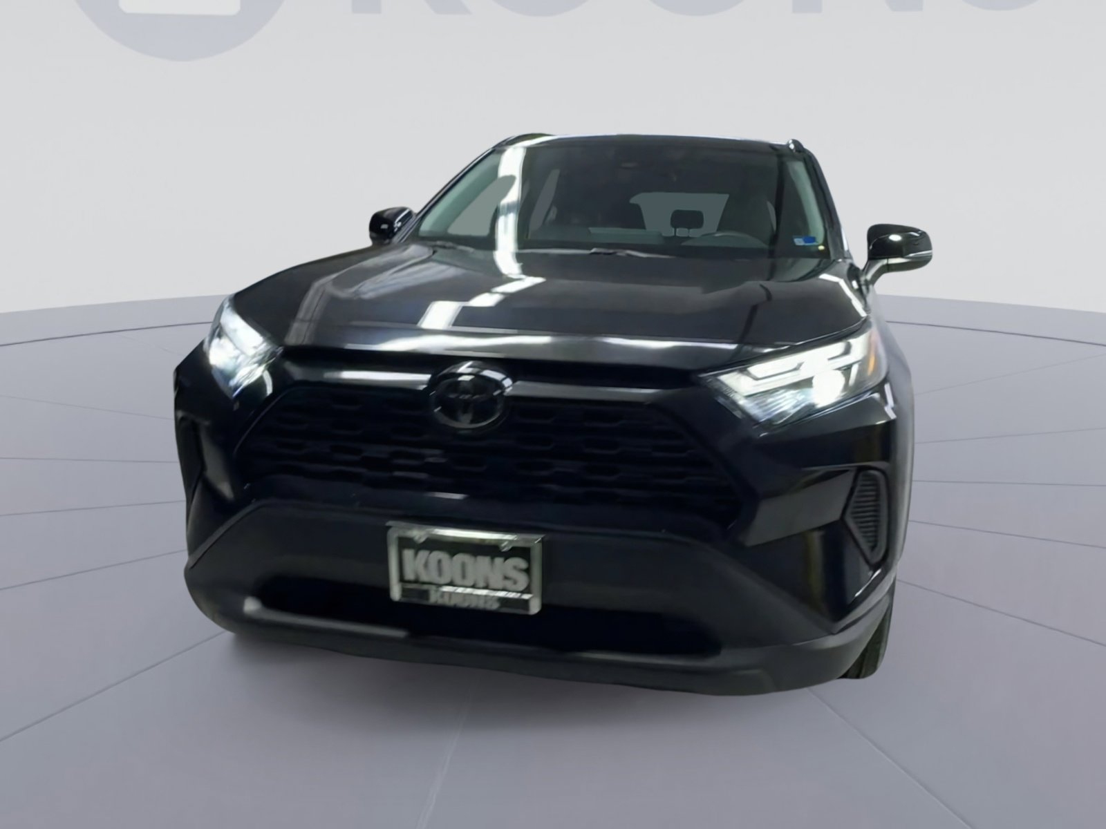 Used 2025 Toyota RAV4 XLE AWD/4WD image 4