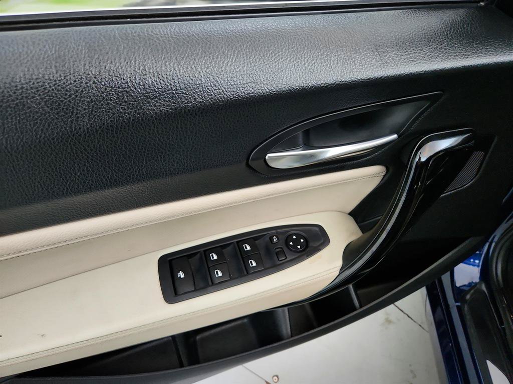 Used 2017 BMW 230i Convertible RWD image 17