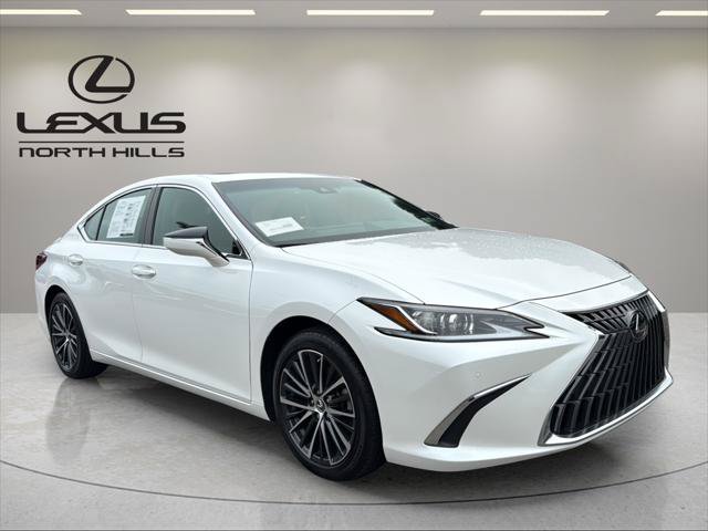 Certified 2023 Lexus ES 350 w/ Premium Package FWD image 4