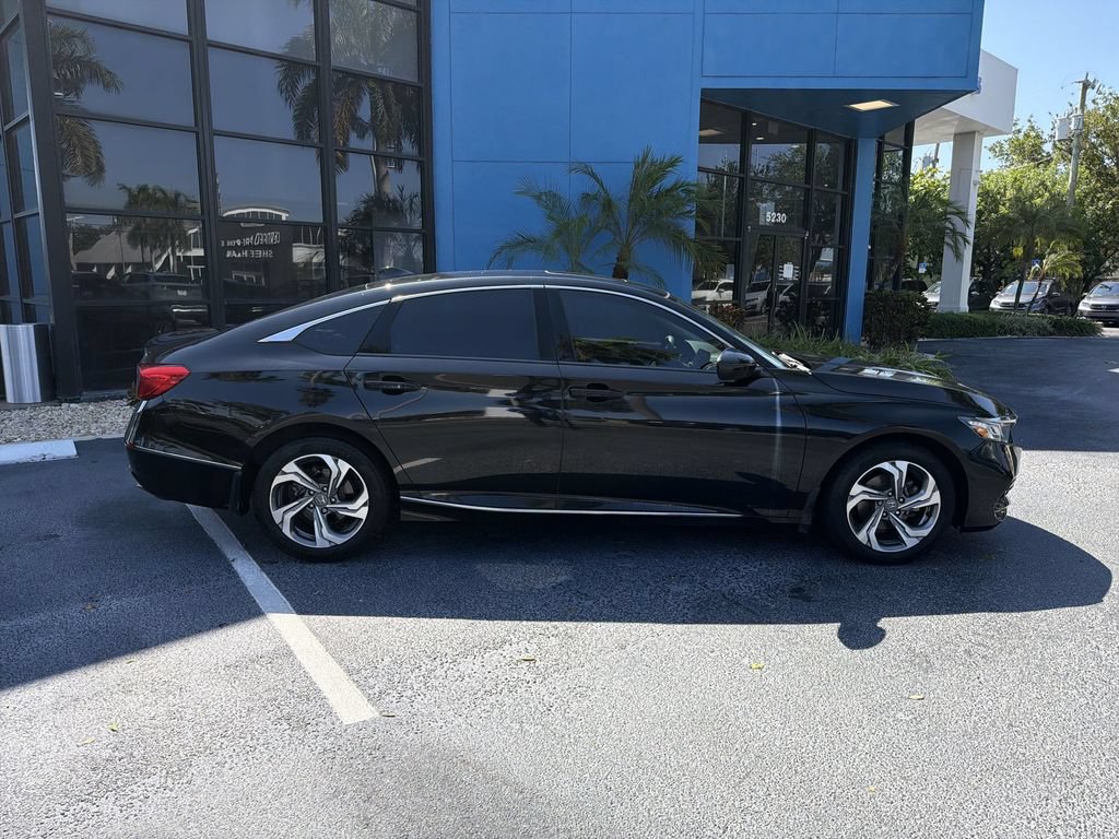 Used 2020 Honda Accord EX image 9