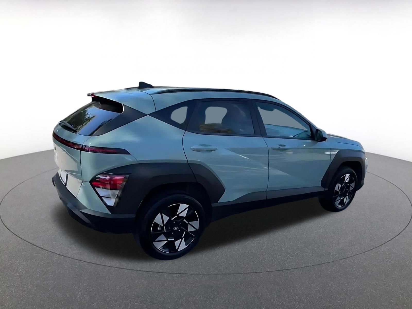 Used 2025 Hyundai Kona SEL image 15