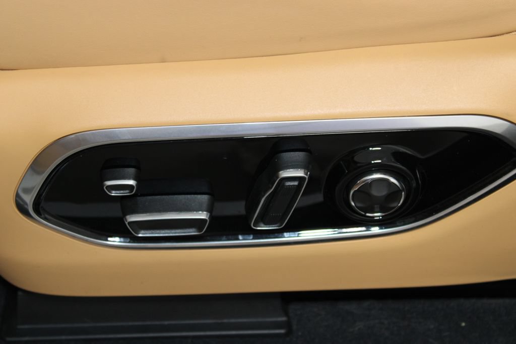 Used 2024 Jeep Grand Cherokee Summit AWD/4WD image 14