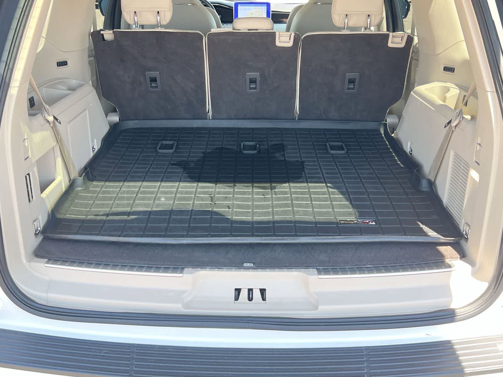 Used 2018 Lincoln Navigator Reserve w/ Technology Package AWD/4WD image 34