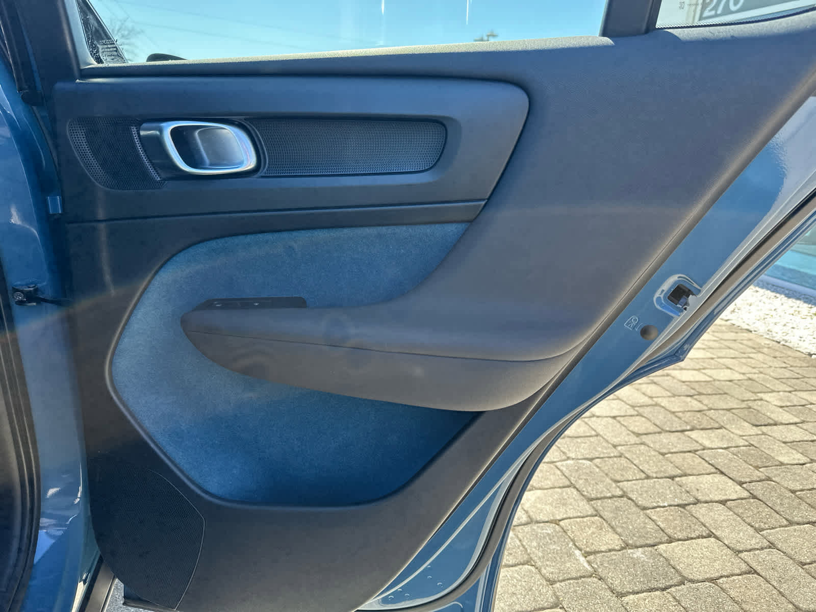 Used 2023 Volvo C40 P8 Recharge Plus image 33